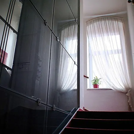 Adria Hotel 3*