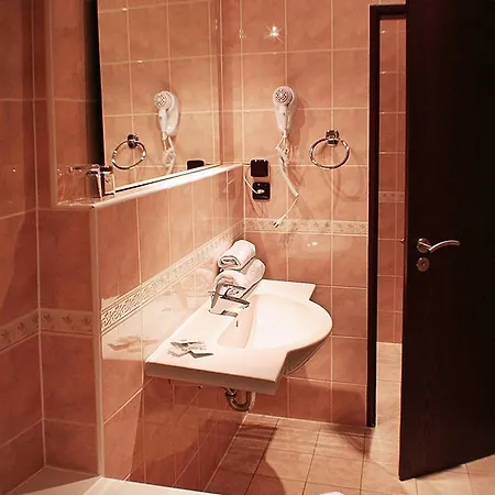Adria Hotel