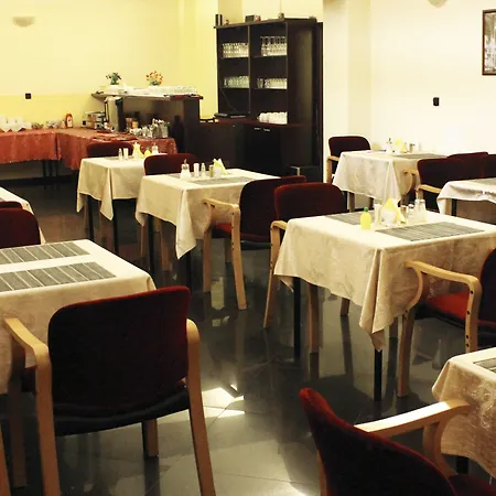 Adria 3* Karlovy Vary