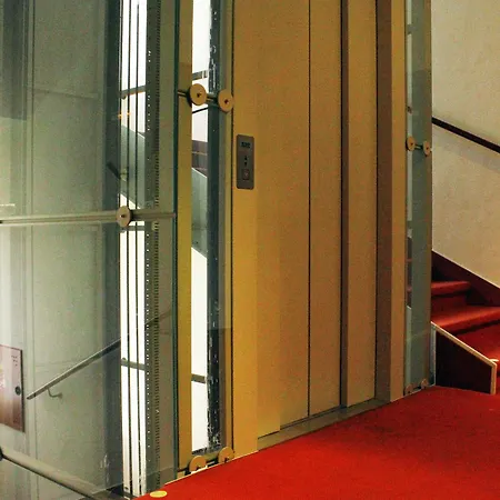 Adria 3* Karlovy Vary